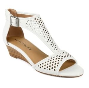 Aerosoles
Sapphire White Wedge Open Toe Sandal